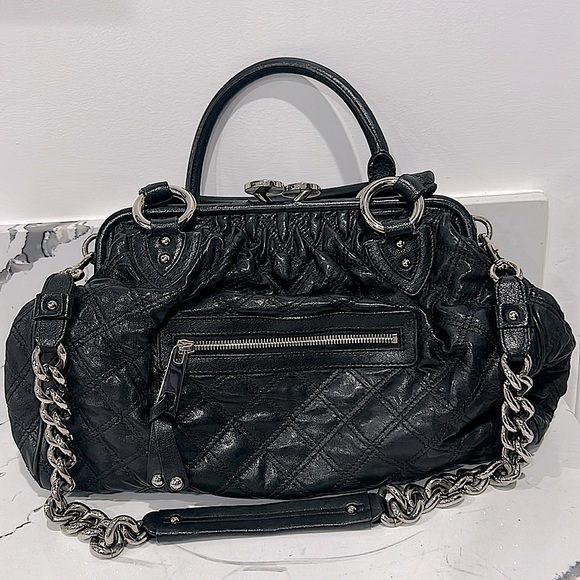 Marc Jacobs Stam Black Quilted Kiss Lock Snap Closure Satchel 